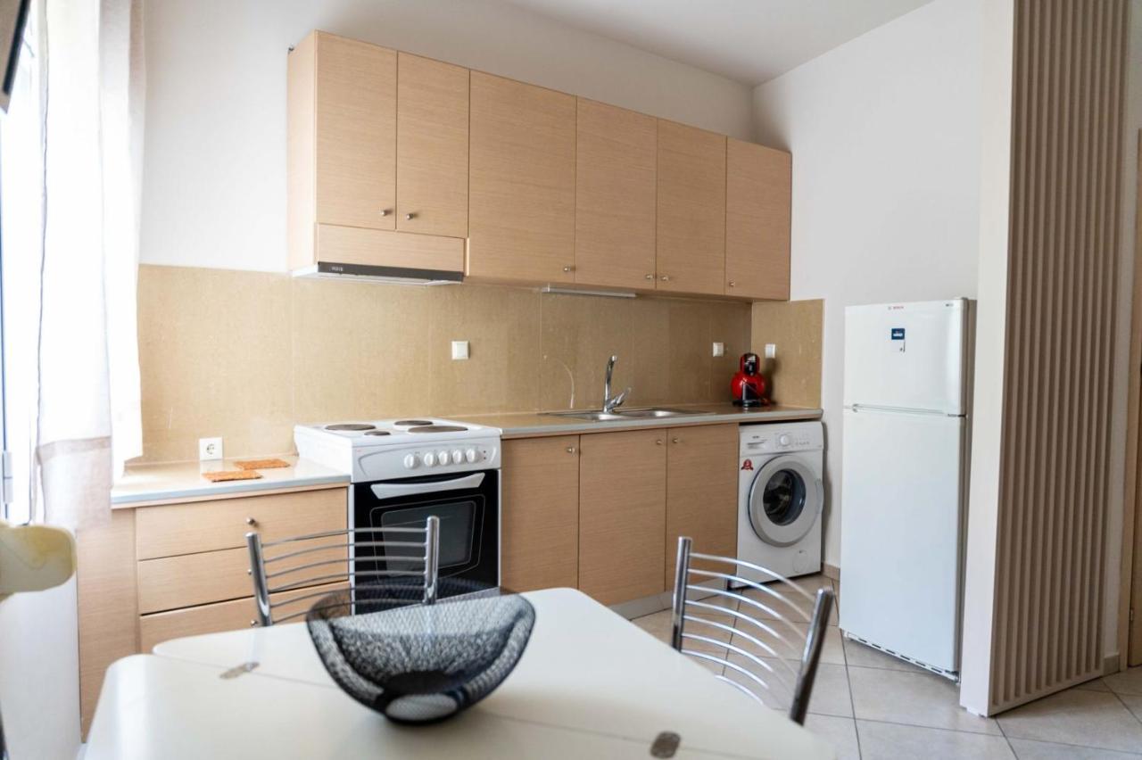 Appartement Elena 4 à Néa Péramos Extérieur photo