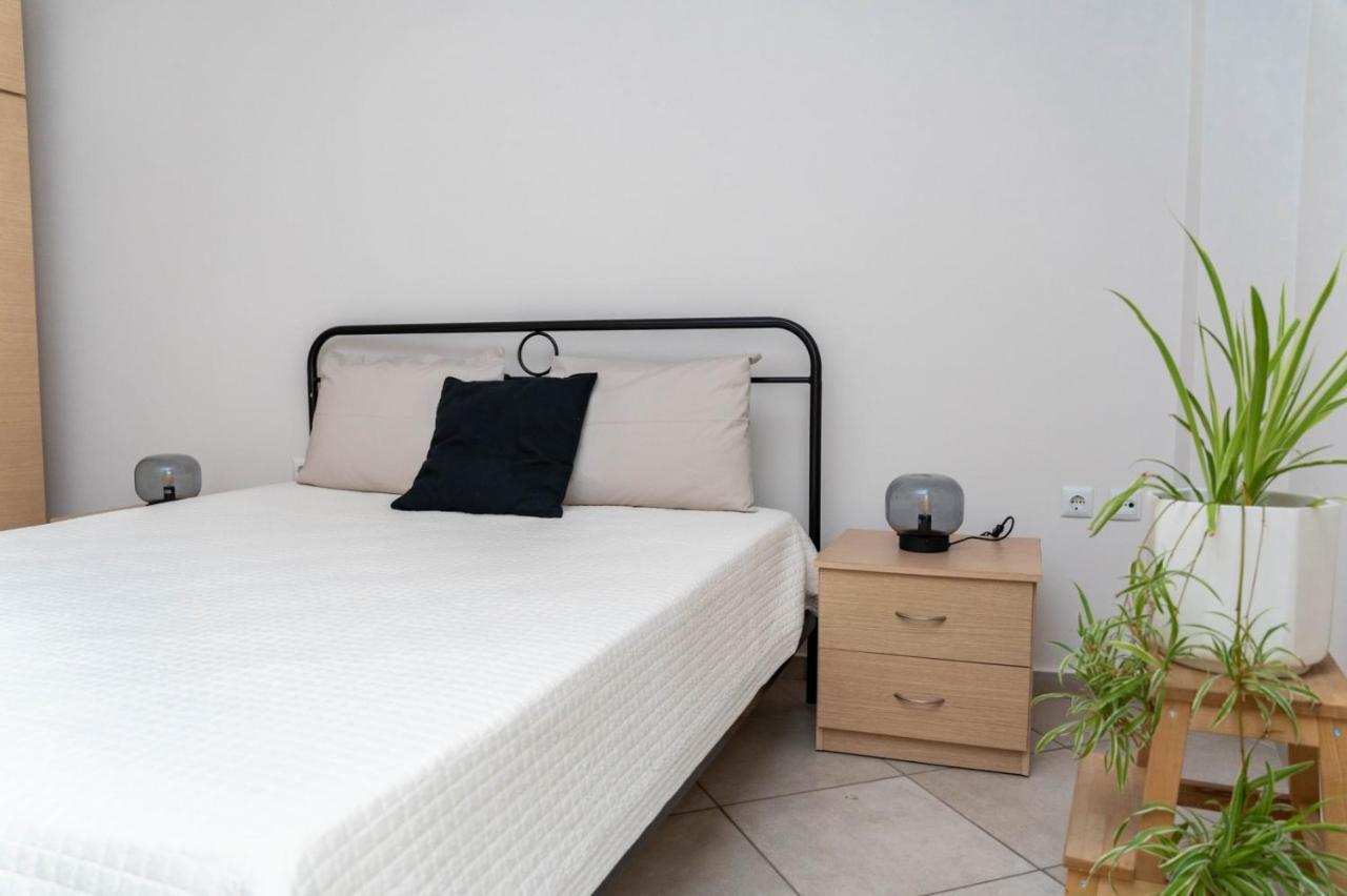 Appartement Elena 4 à Néa Péramos Extérieur photo