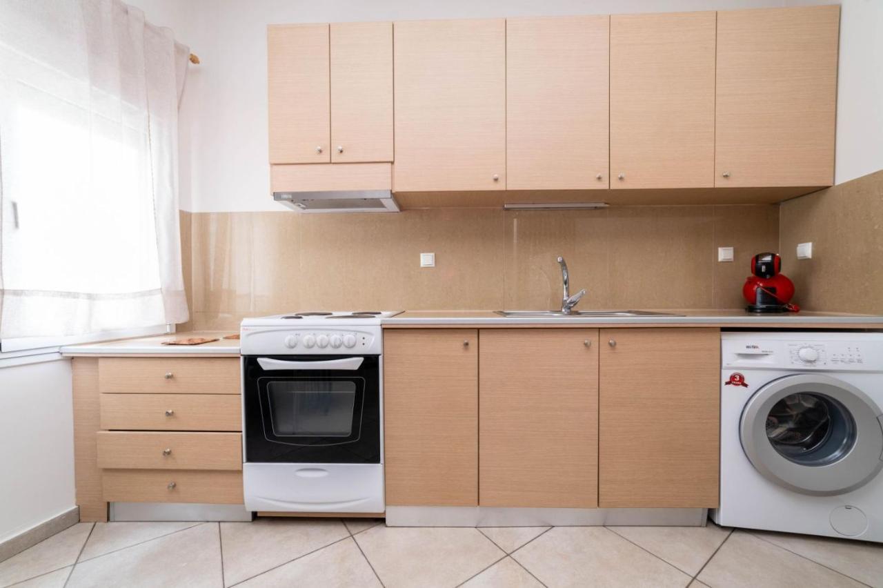 Appartement Elena 4 à Néa Péramos Extérieur photo